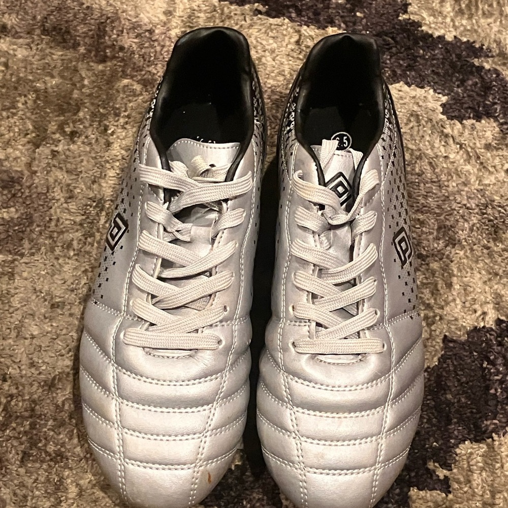 Kids Cleats